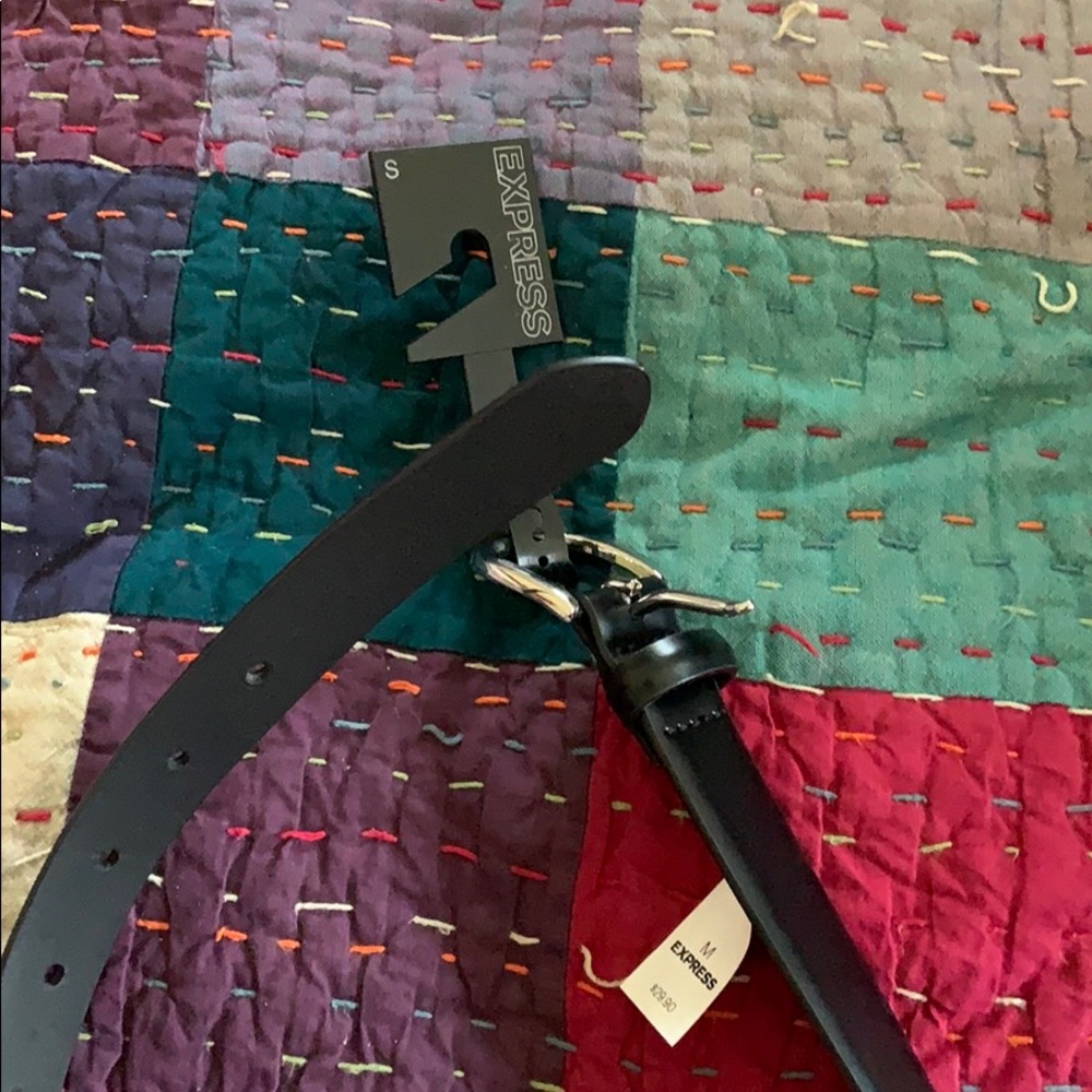 NEW WITH TAGS Express belt